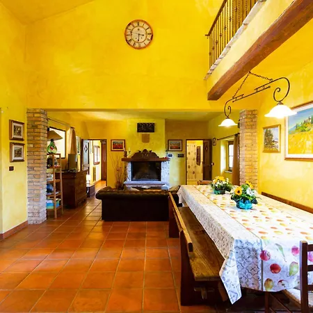 Holiday home Il Rifugio - La Loggia - Cad102 By Interhome Chiavelli