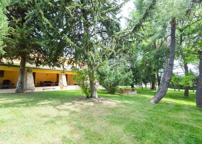 בית נופש Il Rifugio - La Loggia - Cad102 By Interhome *